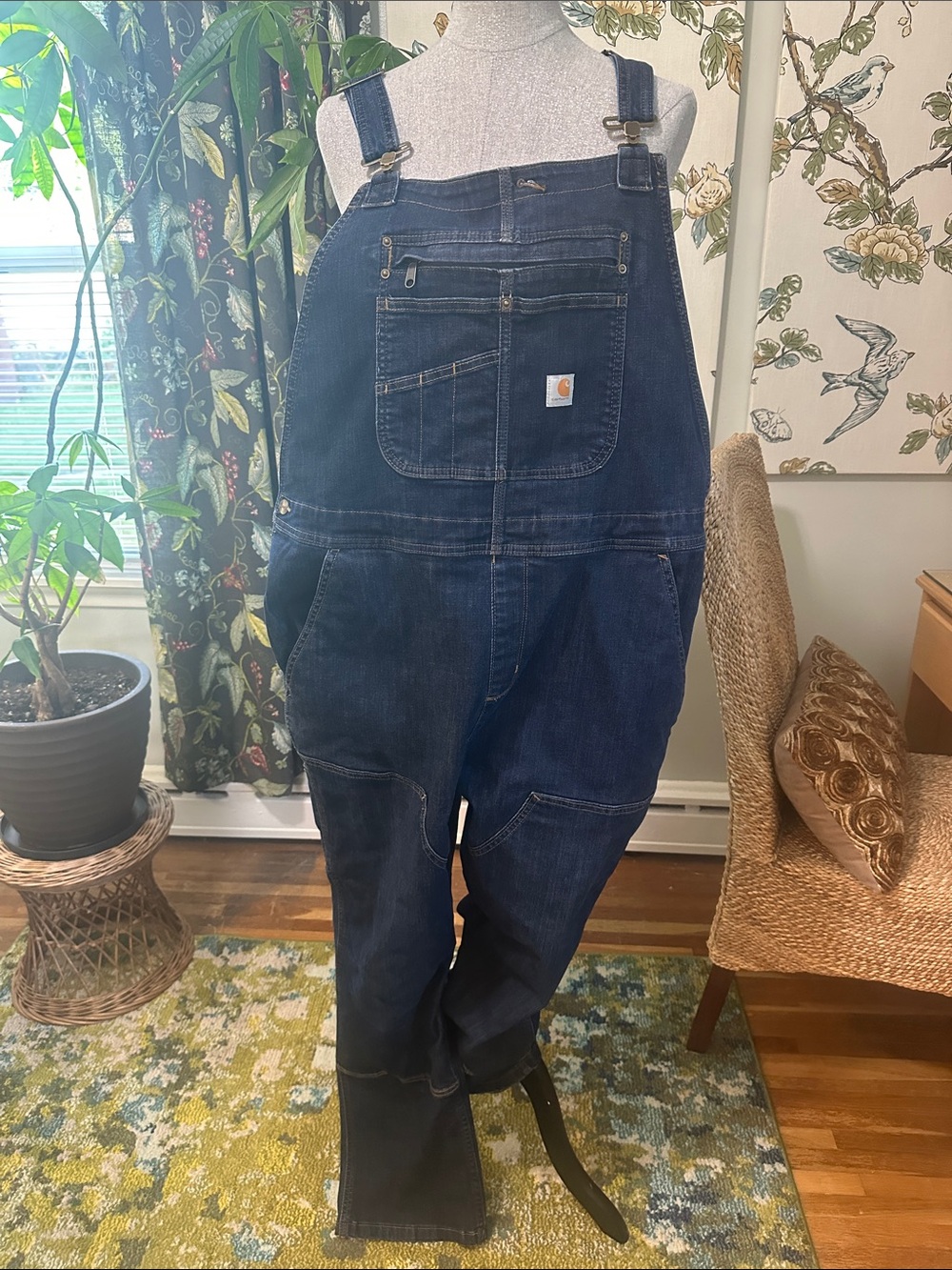 Carhartt 104044 464 Double
Knee Dark Wash Denim Bib Overalls
Sz XXL 20 Regular